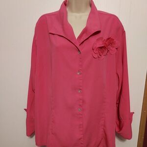 Joanna Plus blouse size 3X VGC pit to pit  26  shgoulder down 22 1/4